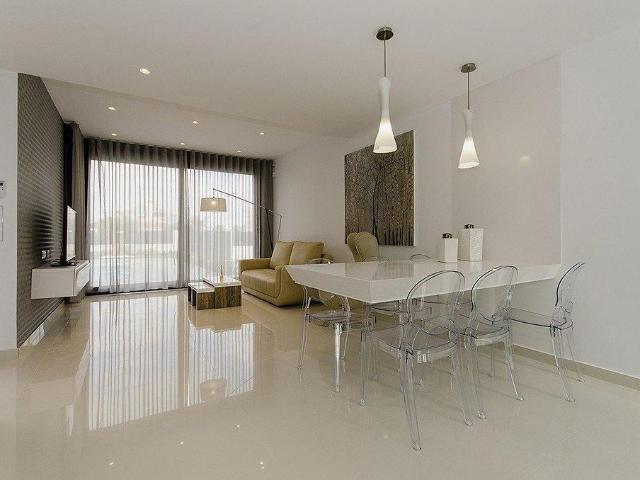 Villa / Chalet en venta Playas de Orihuela, España
