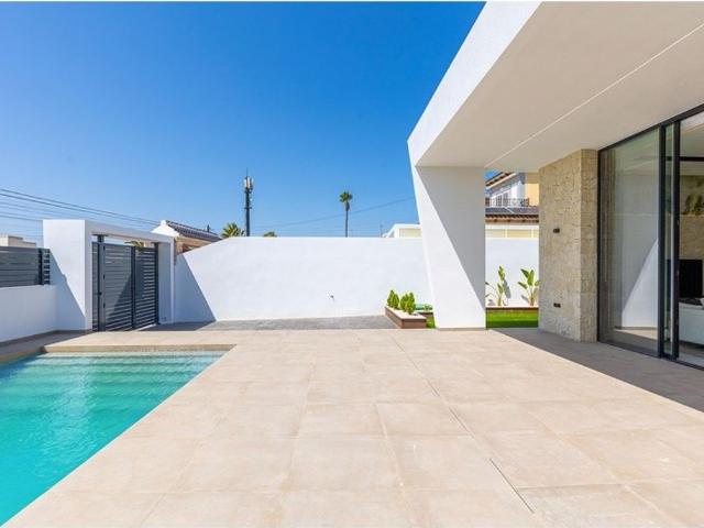 Villa / Chalet en venta Torrevieja, Comunidad Valenciana