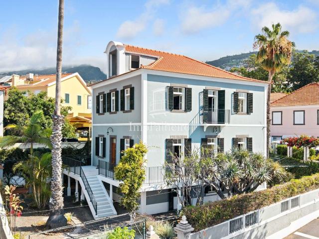 Villa com 6 quartos e vista para o oceano à venda em São Gon. 354m² São Gonçalo
