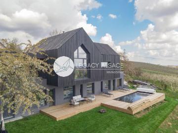 Villa contemporaine meublée avec piscine et vue panoramique exceptionnelle