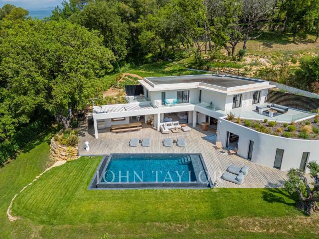 Villa contemporaine moderne dans un domaine sécurisé 295m² Opio