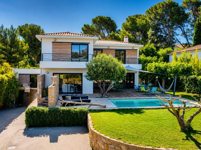Villa contemporaine au quartier Beaucours à Sanary 184m² Sanary sur Mer