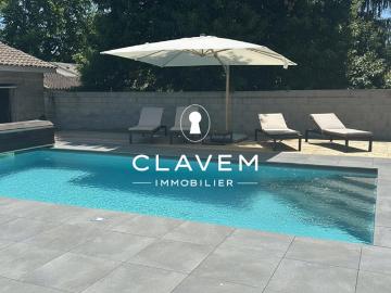 VILLA CONTEMPORAINE AVEC PISCINE