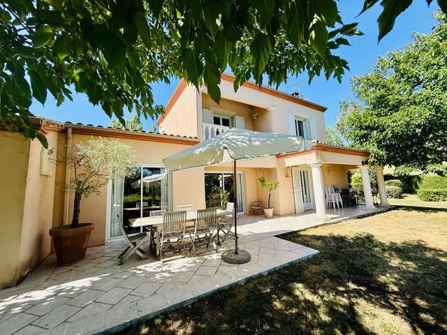 Villa contemporaine avec piscine et parc arboré 166m² Penne d'Agenais