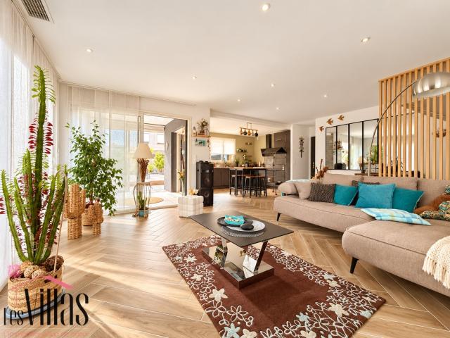 Villa contemporaine avec piscine, superbes espaces extérieur. 111m² Bages