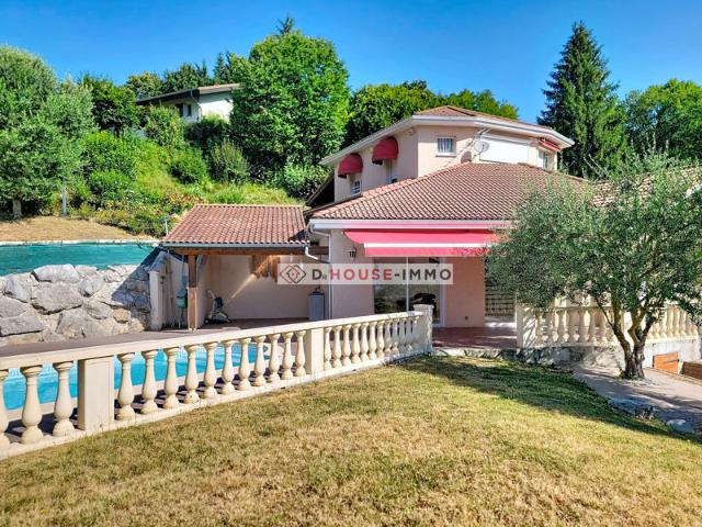 Villa contemporaine avec vue panoramique, prestations haut de gamme et excellente performance énergétique DPE A
