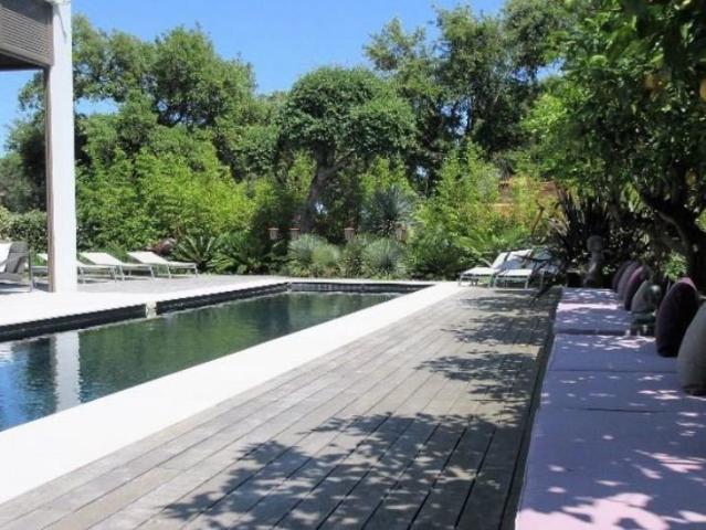 VILLA CONTEMPORAINE A 500 M DU CLUB 55