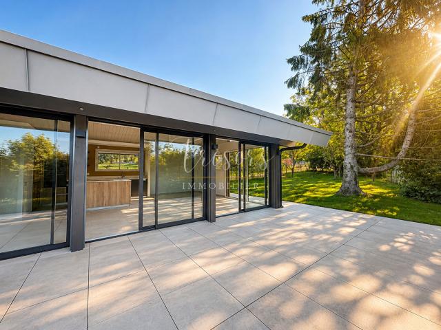VILLA CONTEMPORAINE A VILLAZ AVEC VUE MONTAGNES 130 M2