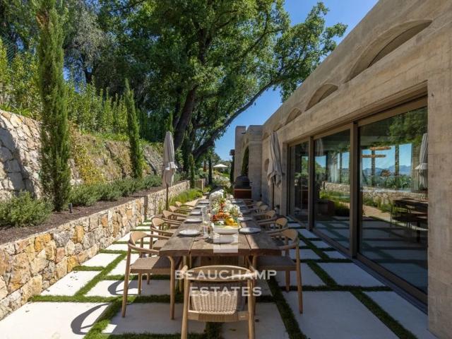 Villa contemporaine de 5 chambres à Mougins proche de Cannes