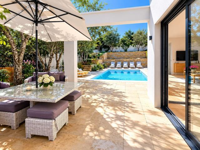 Villa Contemporaine D'exception Les Medecins Chateau Gom. 131m² Marseille 13ème