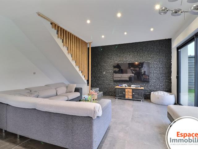 Villa contemporaine sur un terrain de 1800 m2