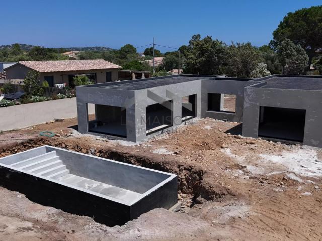 Villa contemporaine en cours de construction – Mora Dell'Onda, Lecci