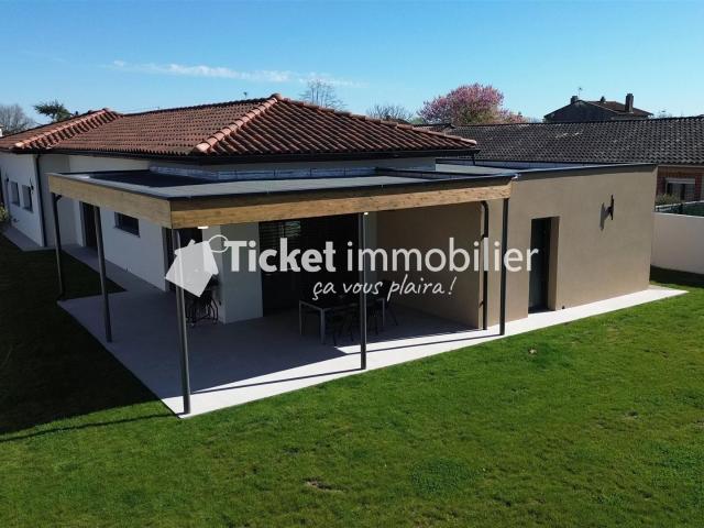 Villa Contemporaine T4 160m2 Neuve Avec Double Garage, Clima. 160m² La Salvetat Saint Gilles
