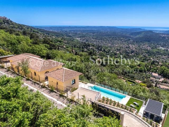 Villa contemporaine vue panoramique mer, lac et Estérel à Sp. 392m² Spéracèdes