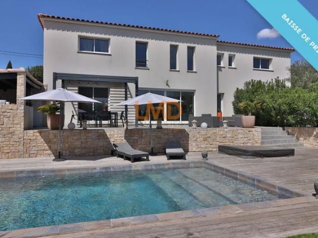 Maison contemporaine 4 chambres Piscine Secteur très recherché