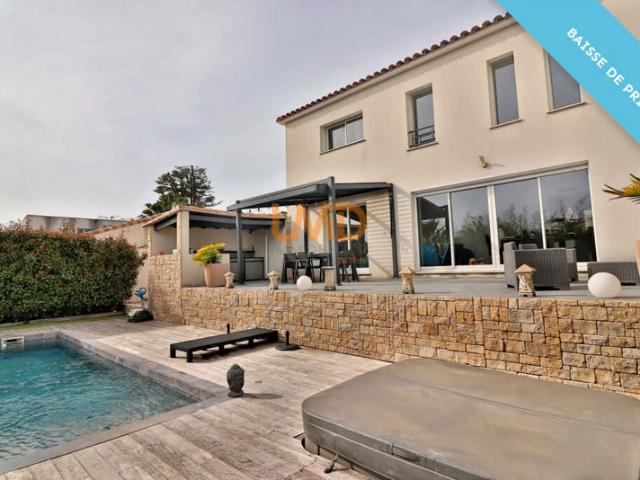 Villa contemporaine 4 chambres Piscine Secteur très recherch