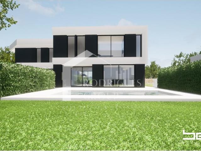 Villa Contemporânea Nova com Piscina