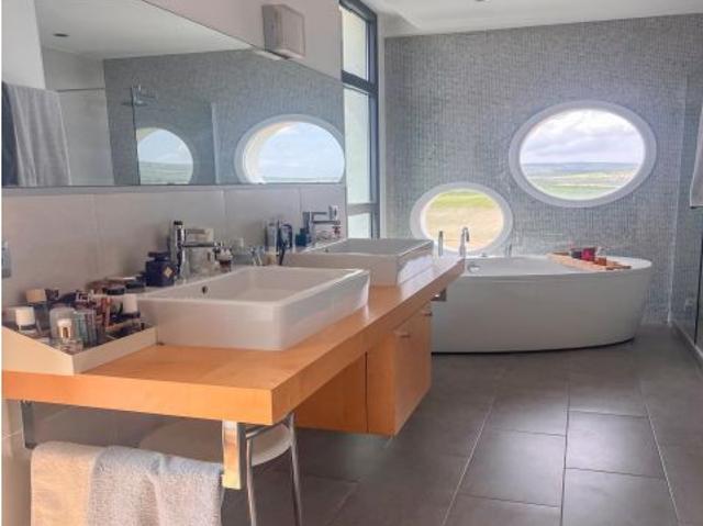 Villa Contemporanea con vistas 360º