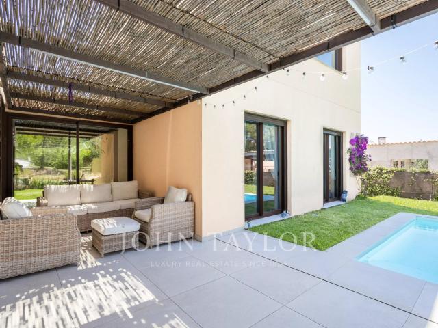 Villa contemporánea con vistas a la montaña en Sa Coma de Bunyola