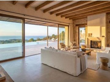 Villa contemporánea de alto standing con vistas panorámicas al mar y puerto, 5 suites, doble piscina