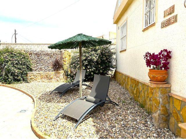 Villa con 4 dormitorios y piscina privasda en Ciudad Quesada
