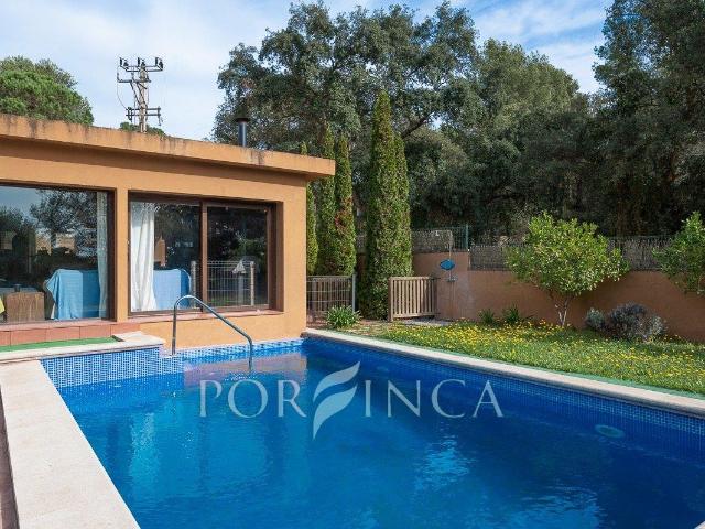 Villa con carácter de 5 dormitorios cerca de Palamós en un e. 195m² Palamós