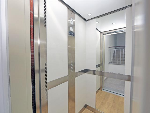 Villa con ascensor, garaje y magnífica terraza panorámica 226m² Guardamar de la Safor