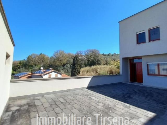 Villa con box a Ficulle