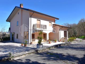 Villa in vendita a Manocalzati