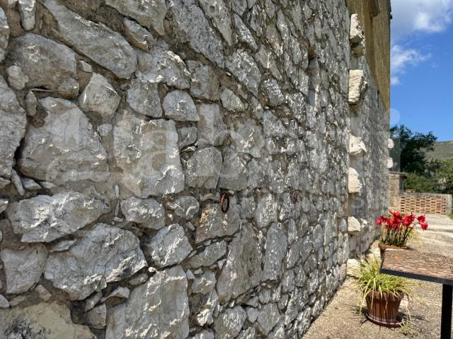 Villa con box doppio a Pietravairano
