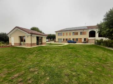 Villa in vendita a Alessandria, Valmadonna