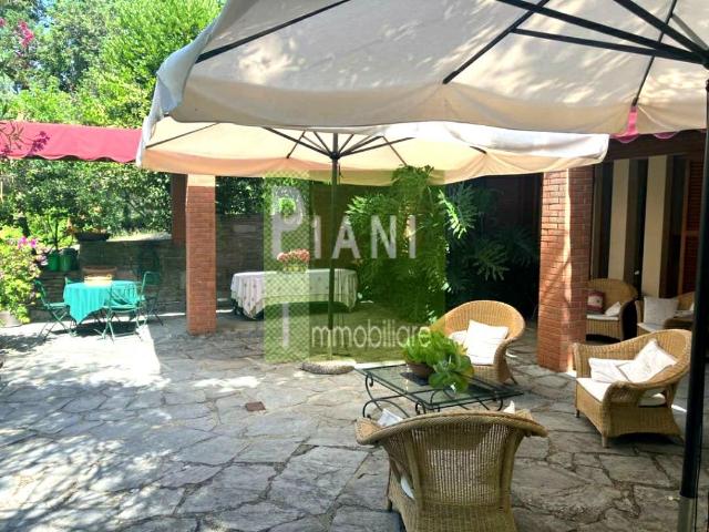 Villa con giardino, Collesalvetti nugola vecchia