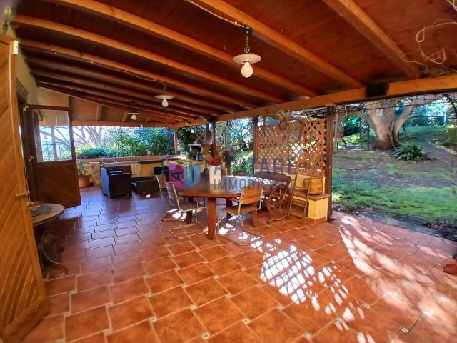 Villa con giardino, Collesalvetti parrana san giusto