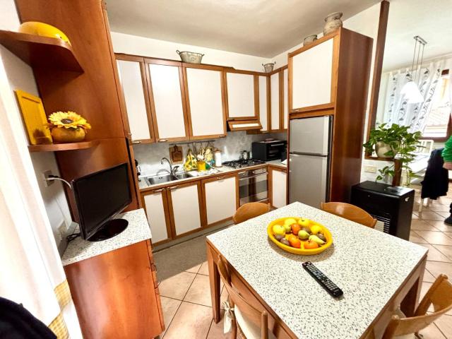 Villa con giardino, Calcinaia fornacette