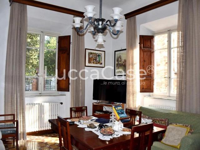 Villa con giardino, Capannori carraia