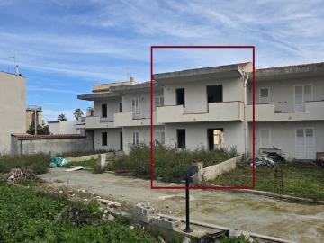 Villa con giardino a Valdina