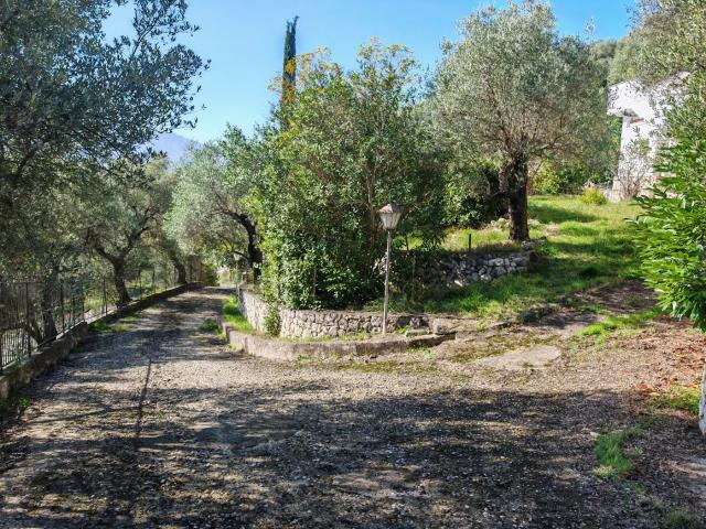 Villa con giardino a Venafro