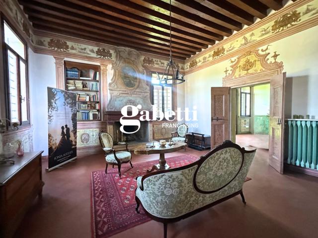 Villa con giardino a Agna