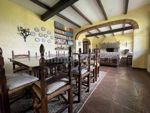 Villa con giardino a Arezzo