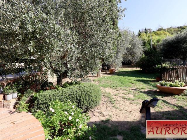 Villa con giardino a Barberino Tavarnelle