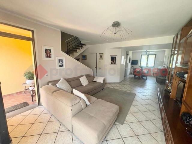 Villa con giardino a Campi Bisenzio