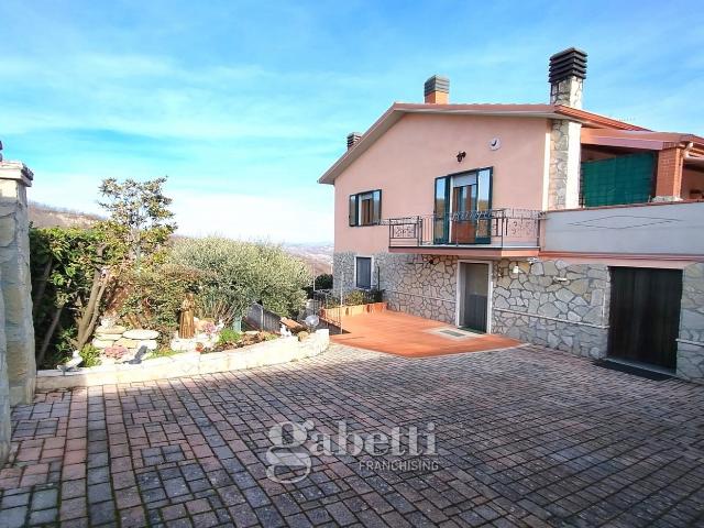 Villa con giardino a Campobasso