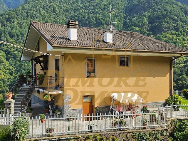 Villa con giardino a Calasca Castiglione