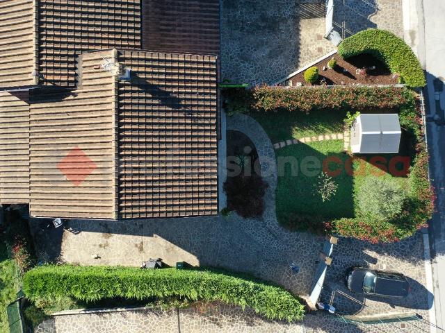 Villa con giardino a Castelnuovo di Garfagnana