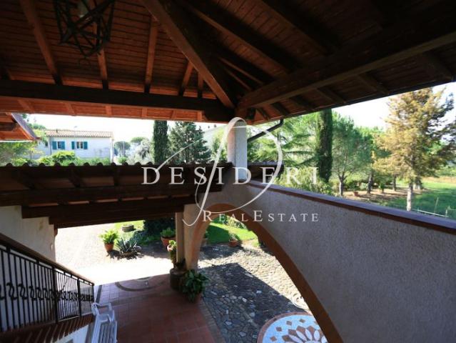 Villa con giardino a Cinigiano