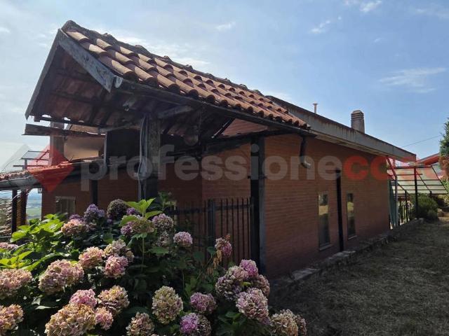 Villa con giardino a Frossasco