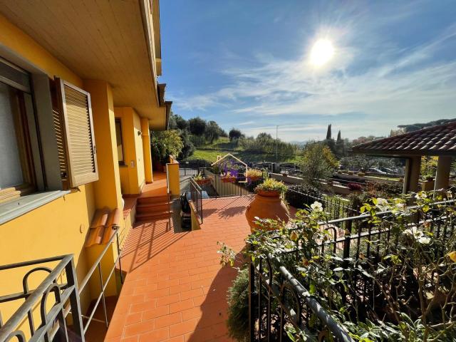 Villa con giardino a Poggio a Caiano