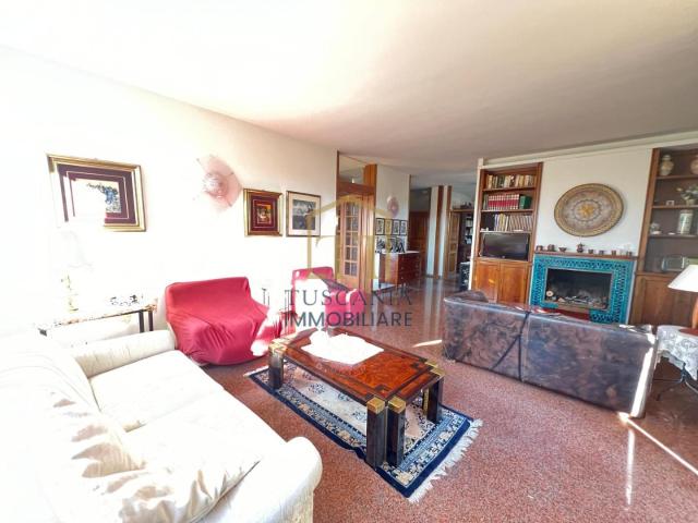 Villa con giardino a Poggibonsi