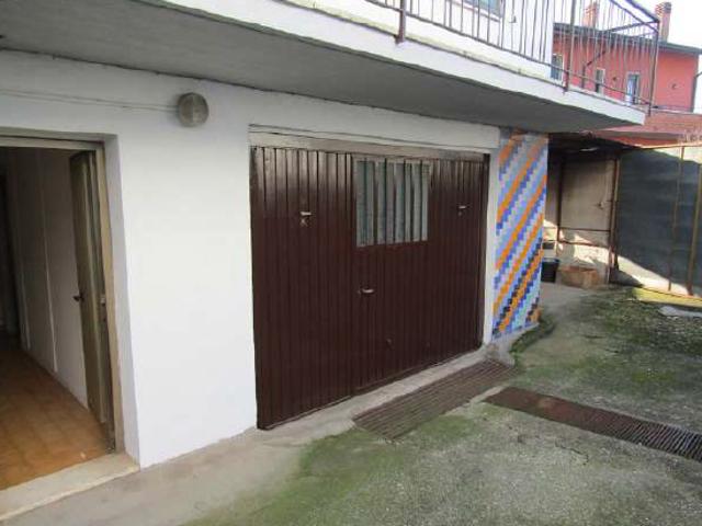 Villa con giardino a San Giovanni Lupatoto