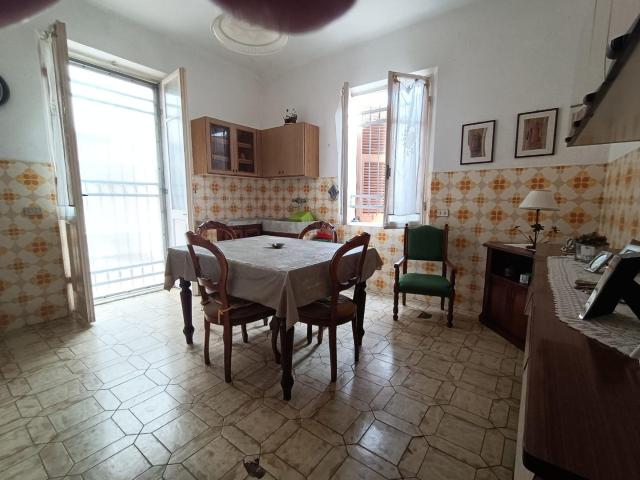 Villa con giardino, Ameglia bocca di magra